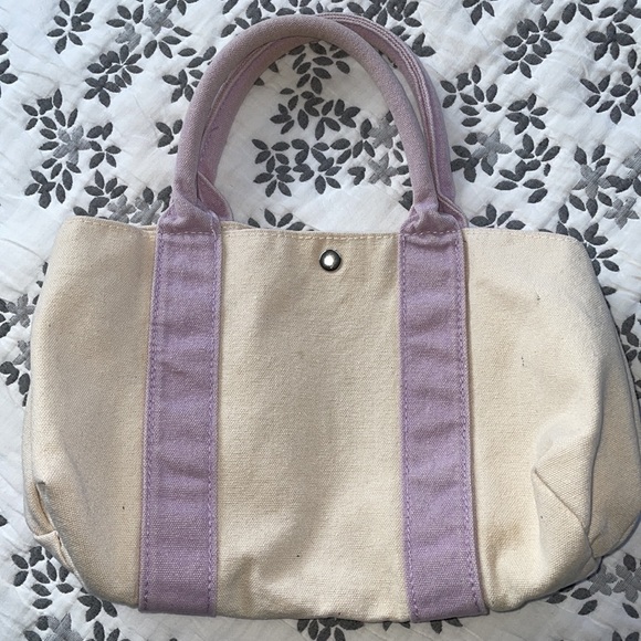 (B4) Cute little canvas bag. - Picture 2 of 2